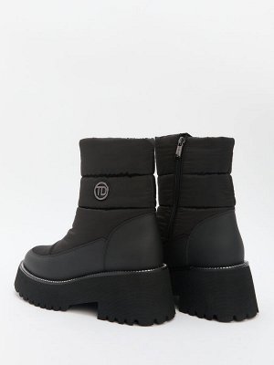 Женские дутики