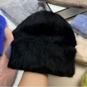 Меховая шапка с  подворотом с добавлением кроличьей шерсти , черная