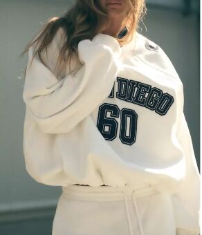 ТОЛСТОВКА VARSITY арт. 1131841, белый