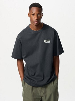 UNIQLO - хлопковая оверсайз футболка Peanuts - 08 DARK GRAY
