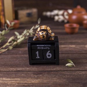 Вечный календарь настольный «Черепашка», 6.5x7x9 см, дерево