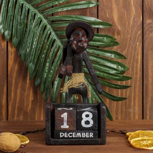 Сувенир дерево календарь "Абориген фермер" 23х11,5х7 см