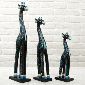 Сувенирный набор "Жирафы" (30.40.50) см