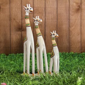 Набор сувенирный "Жирафы" (30.40.50) 14х13х50 см