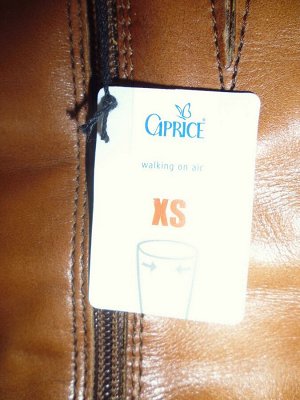 Кожаные сапоги бренда Caprice, 36 р. , новые