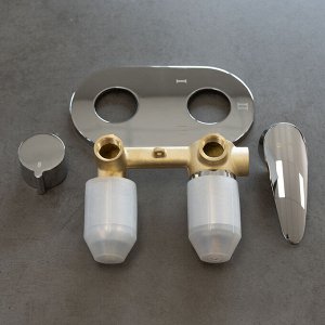 LM0428C "Линара" Смеситель для ванны и душа встраиваемый с 3х-функциональным дивертором, без аксессу