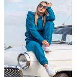 Женские спортивные костюмы