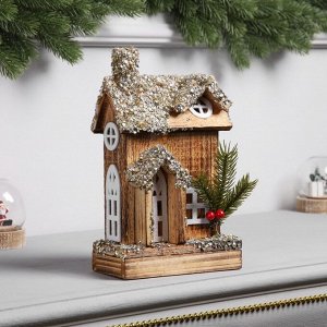 Фигура деревянная «Изба», 24x15x7 см, 3 LED, батарейки AAx2 (не в комплекте), свечение теплое белое