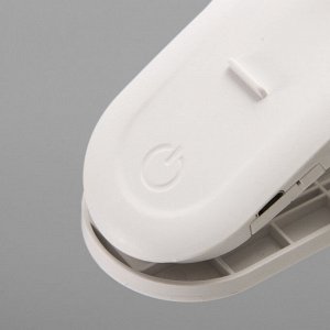 Светильник на прищепке с подставкой под телефон «Грань» 5 Вт LED USB 2700-6500К белый