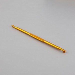 Крючок для вязания, двусторонний, d = 3,5/4,5 мм, 13 см, цвет золотой