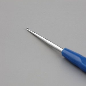 Крючок для вязания, с пластиковой ручкой, d=0.75 мм, 13.5 см, синий
