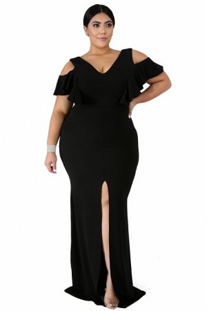 Черное платье-русалка с высоким разрезом и воланами на рукавах