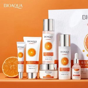 Bioaqua Vitamin C Moisturizing Cleanser Пенка для лица с витамином С