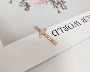 Кулон Вставка: Цирконы
Материал изделия: ювелирный сплав
Размер: 3 см

Красивый кулон изготовлен из специального гипоаллергенного ювелирного сплава
Наши прямые заказы на ювелирные фабрики позволяют 