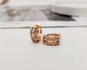 Серьги Вставка: Цирконы
Материал изделия: ювелирный сплав
Размер: 1.3 см
Вид(модель) сережек: Кольца

Красивые серьги с благородными цирконами изготовлены из специального гипоаллергенного ювелирного