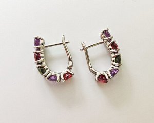 Серьги Вставка: Цирконы
Материал изделия: ювелирный сплав
Размер: 2 см
Вид(модель) сережек: Английский замочек

Красивые серьги с благородными цирконами изготовлены из специального гипоаллергенного 