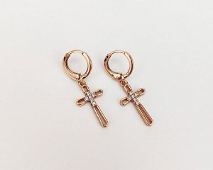 Серьги Вставка: Цирконы
Материал изделия: ювелирный сплав
Размер: 2 см
Вид(модель) сережек: Кольцо

Красивые серьги с благородными цирконами изготовлены из специального гипоаллергенного ювелирного с