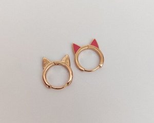 Серьги Вставка: Эмаль
Материал изделия: ювелирный сплав
Размер: 1.5 см
Вид(модель) сережек: Кольцо

Красивые серьги с благородными цирконами изготовлены из специального гипоаллергенного ювелирного с