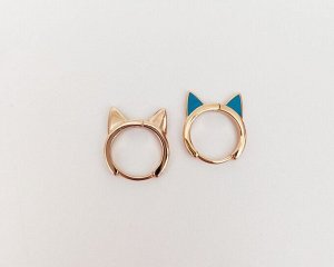 Серьги Вставка: Эмаль
Материал изделия: ювелирный сплав
Размер: 1.5 см
Вид(модель) сережек: Кольцо

Красивые серьги с благородными цирконами изготовлены из специального гипоаллергенного ювелирного с