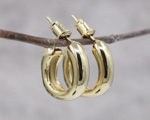 Серьги Вставка: Без вставок
Материал изделия: ювелирный сплав
Размер: Размер 1.8 см

Красивые стильные серьги изготовлены из специального гипоаллергенного ювелирного сплава, предотвращающим раздраже