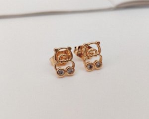 Серьги Вставка: Цирконы
Материал изделия: ювелирный сплав
Размер: 1 см
Вид(модель) сережек: Гвоздики

Красивые серьги с благородными цирконами изготовлены из специального гипоаллергенного ювелирного