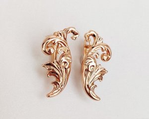 Серьги Вставка: Без вставок
Материал изделия: ювелирный сплав
Размер: 2.4 см
Вид(модель) сережек: Английский замочек

Красивые серьги с благородными цирконами изготовлены из специального гипоаллерге