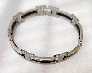 Браслет из стали