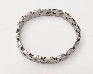 Браслет из стали