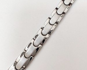 Браслет из стали