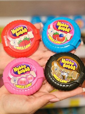 Жевательная резинка со вкусом клубники Hubba Bubba Strawberry - лента рулетка Вриглейс Хубба-Бубба 56 гр