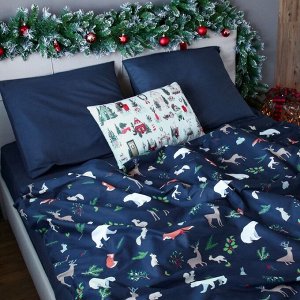 Постельное белье новогоднее "Этель" 1.5 сп Winter animals 143*215 см, 150*214 см, 70*70 см - 2 штуки