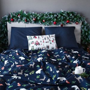 Постельное белье новогоднее "Этель" 1.5 сп Winter animals 143*215 см, 150*214 см, 70*70 см - 2 штуки