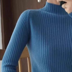 Вязаная водолазка в рубчик с длинный рукавом, синяя