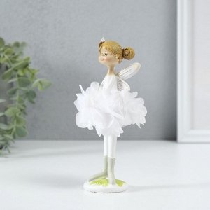 Фигурка полистоун «Девочка фея в платье из цветов», 8x6x16 см, МИКС