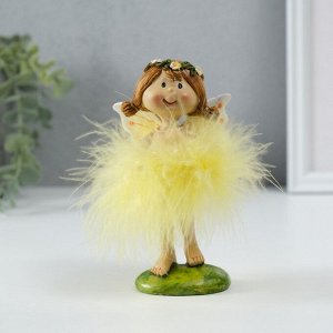 Фигурка полистоун «Малышка фея в жёлтом платье, с цветочком», 8x6x13 см