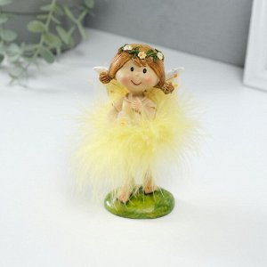 Фигурка полистоун «Малышка фея в жёлтом платье, с цветочком», 8x6x13 см