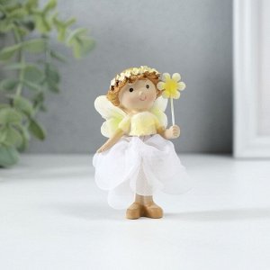 Фигурка полистоун «Малышка фея в цветочном платьишке с цветком», 6x6x6 см, МИКС