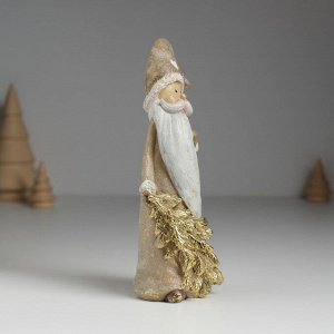 Фигурка новогодняя полистоун «Дед Мороз с сердечком на шапке с подарками или ёлкой», 5.5*4.5*15.5 см, МИКС
