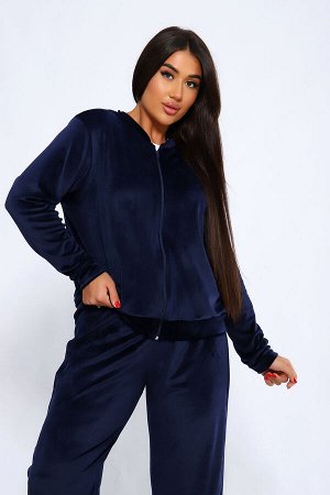 Костюм 041 Состав: ПЭ 100%
Модель: Костюм 041
Тип товара: костюм с брюками
Материал: велюр | велюр
Бренд: Rozkova KV
Карман: без карманов
Назначение: для дома
Особенности: на резинке
Отделка: 