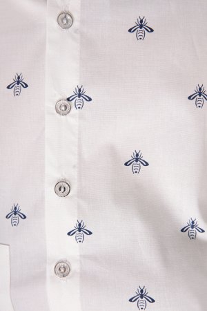 Рубашка 1766 белые пчелки