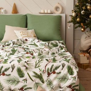 Постельное белье новогоднее "Этель" 1.5 сп Еловые ветви 143*215 см, 150*214 см, 70*70 см - 2 штуки