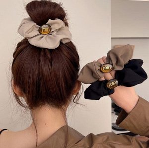COSMOСOLLECTION_GIFTS Объемная резинка для волос, с декором, коричневая