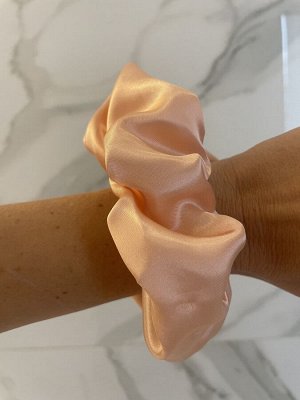 Большая шелковая резинка