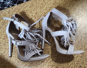 Босоножки river island