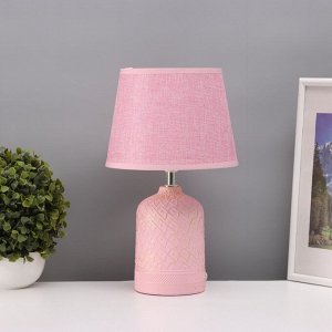 Лампа настольная «Узор» 1x40 Вт Е14 розовый 20x20x34 см