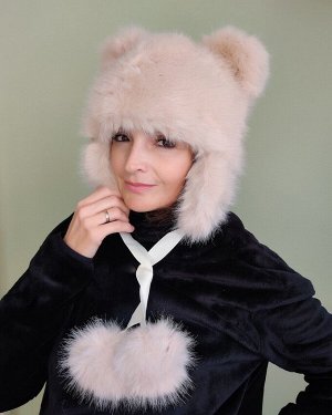Шапка с ушками
