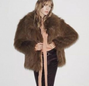 КОРОТКОЕ ПАЛЬТО ИЗ ИСКУССТВЕННОГО МЕХА арт. 3833241, рыже-коричневый