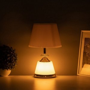Настольная лампа с абажуром RISALUX «Клаудия», 1x40 Вт, Е27+LED подсветка основания розовый/золото, 15x15x32.5 см