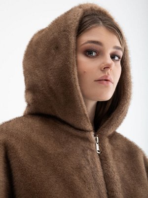 Женская искусственная шуба