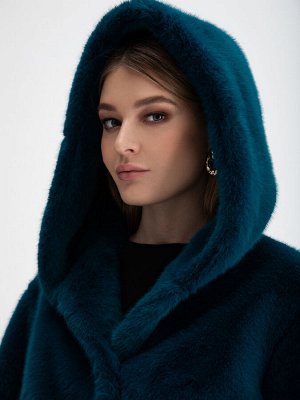 Женская искусственная шуба